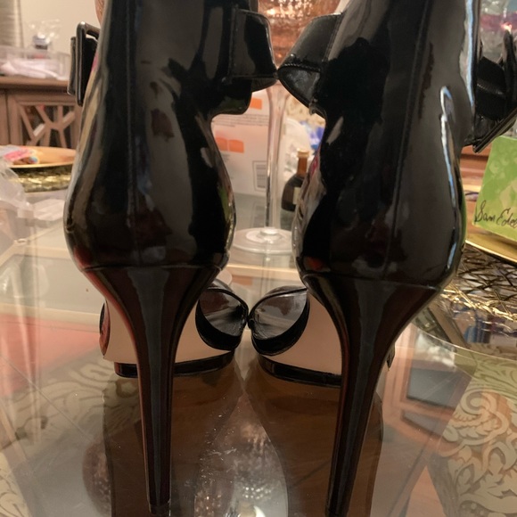 CALVIN KLEIN BLACK HEELED SANDALS SIZE 10 - Picture 3 of 4
